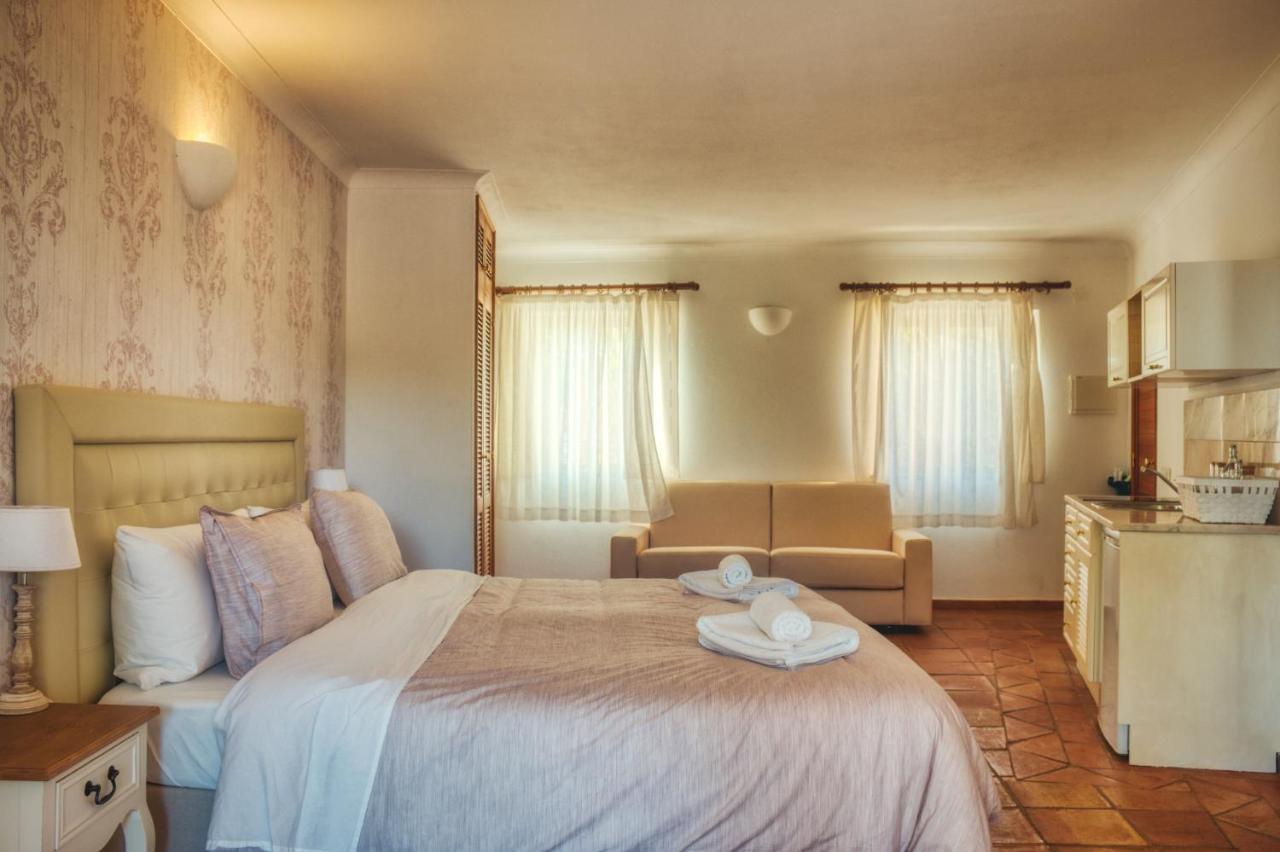 Moonshine Guest House With Private Studios And Private Cottage Lagos Exteriér fotografie