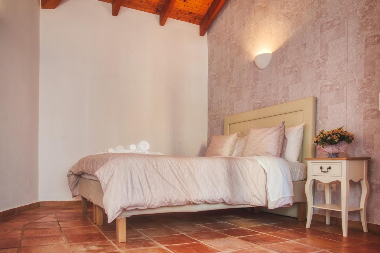 Moonshine Guest House With Private Studios And Private Cottage Lagos Exteriér fotografie